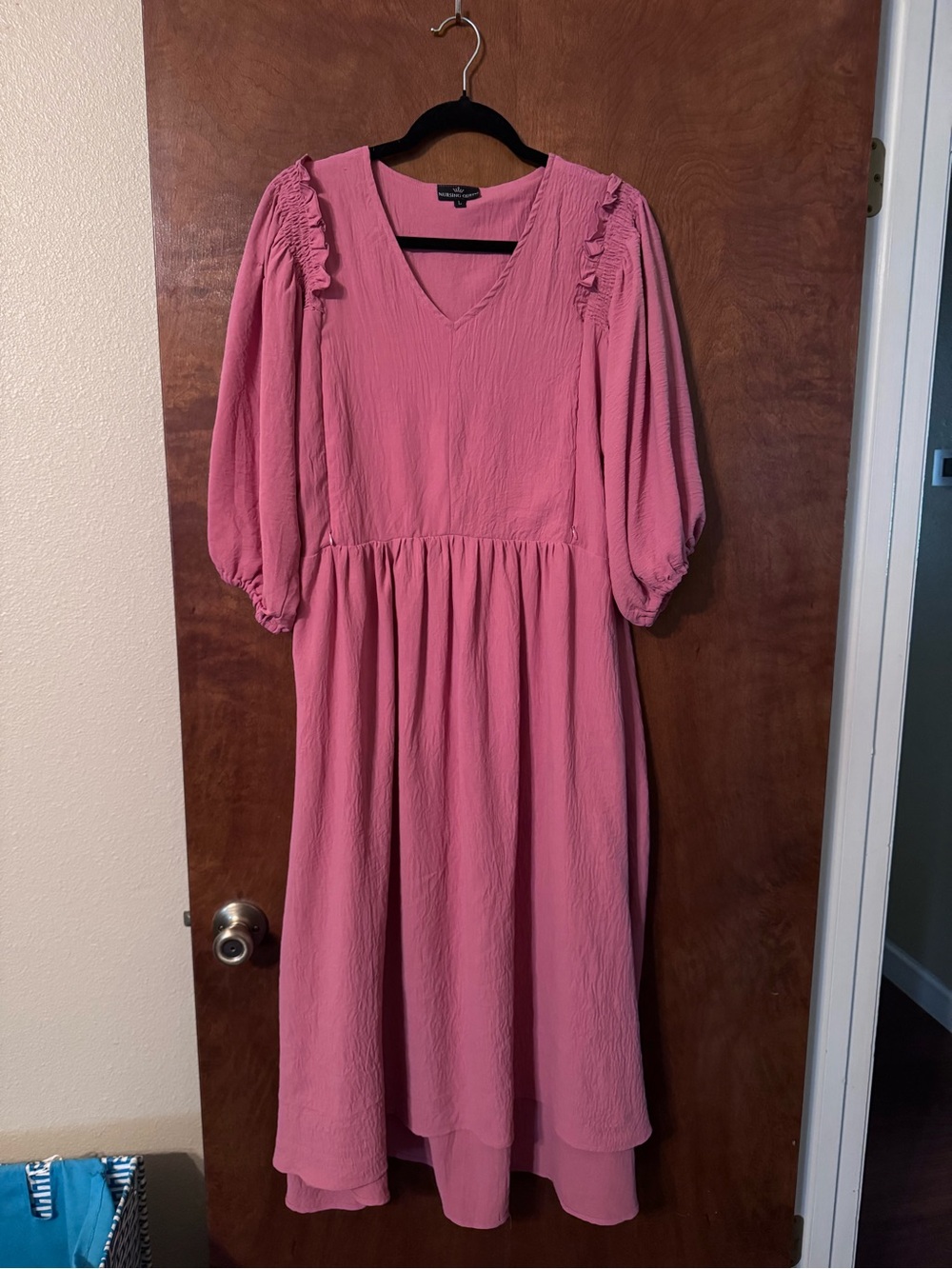 Nursing Queen Pink V-Neck Ruffle Sleeve Midi Nursing Dress